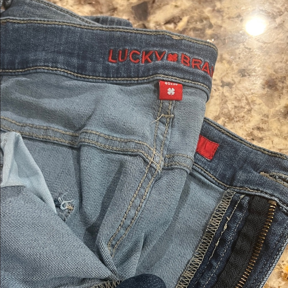 Lucky Brand Men's Light Blue Denim Jeans